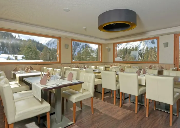 Otel Edelweiss 3*